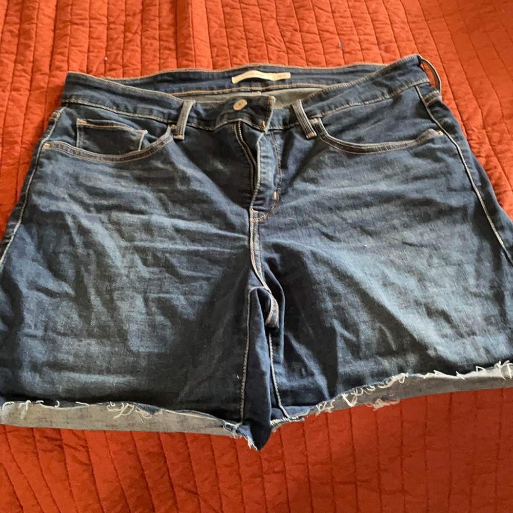 Levi’s Jean shorts, great condition
